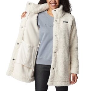 Columbia Women's Off-White Teddy Jacket